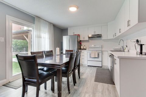 Photo 26 at 190 Benjamin Boake Trail, York University Heights, Toronto
