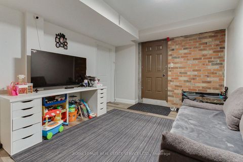 Photo 39 at 190 Benjamin Boake Trail, York University Heights, Toronto