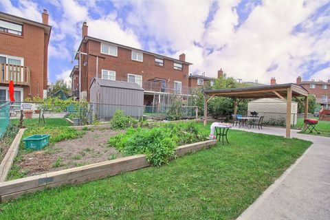 Photo 42 at 190 Benjamin Boake Trail, York University Heights, Toronto