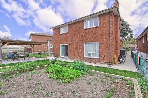 Photo 43 at 190 Benjamin Boake Trail, York University Heights, Toronto