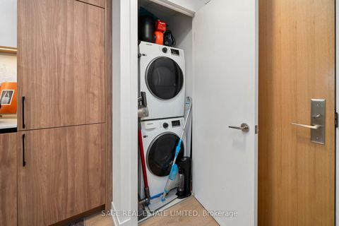 Photo 11 at 606 - 150 Logan Avenue, South Riverdale, Toronto