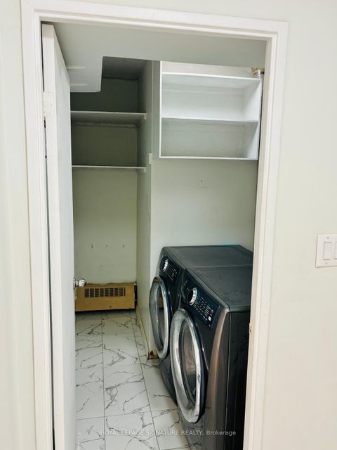 Photo 11 at 408 - 330 Dixon Road, The Westway, Toronto