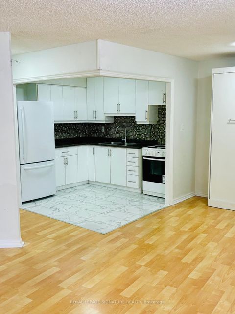 Photo 17 at 408 - 330 Dixon Road, The Westway, Toronto