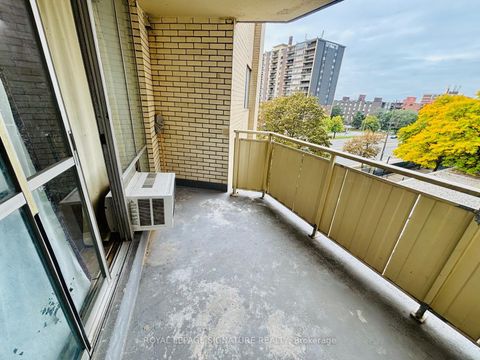 Photo 19 at 408 - 330 Dixon Road, The Westway, Toronto