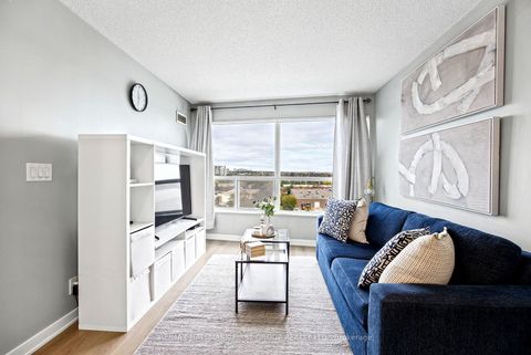 Photo 7 at 1002 - 36 Lee Centre Drive, Woburn, Toronto