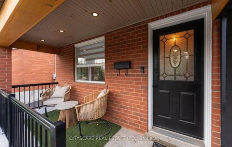 Photo 2 at 3 Cardell Avenue, Pelmo Park W4, Toronto