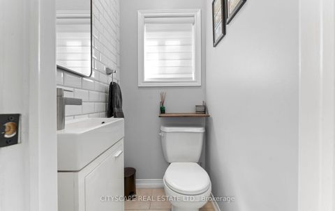 Photo 9 at 3 Cardell Avenue, Pelmo Park W4, Toronto