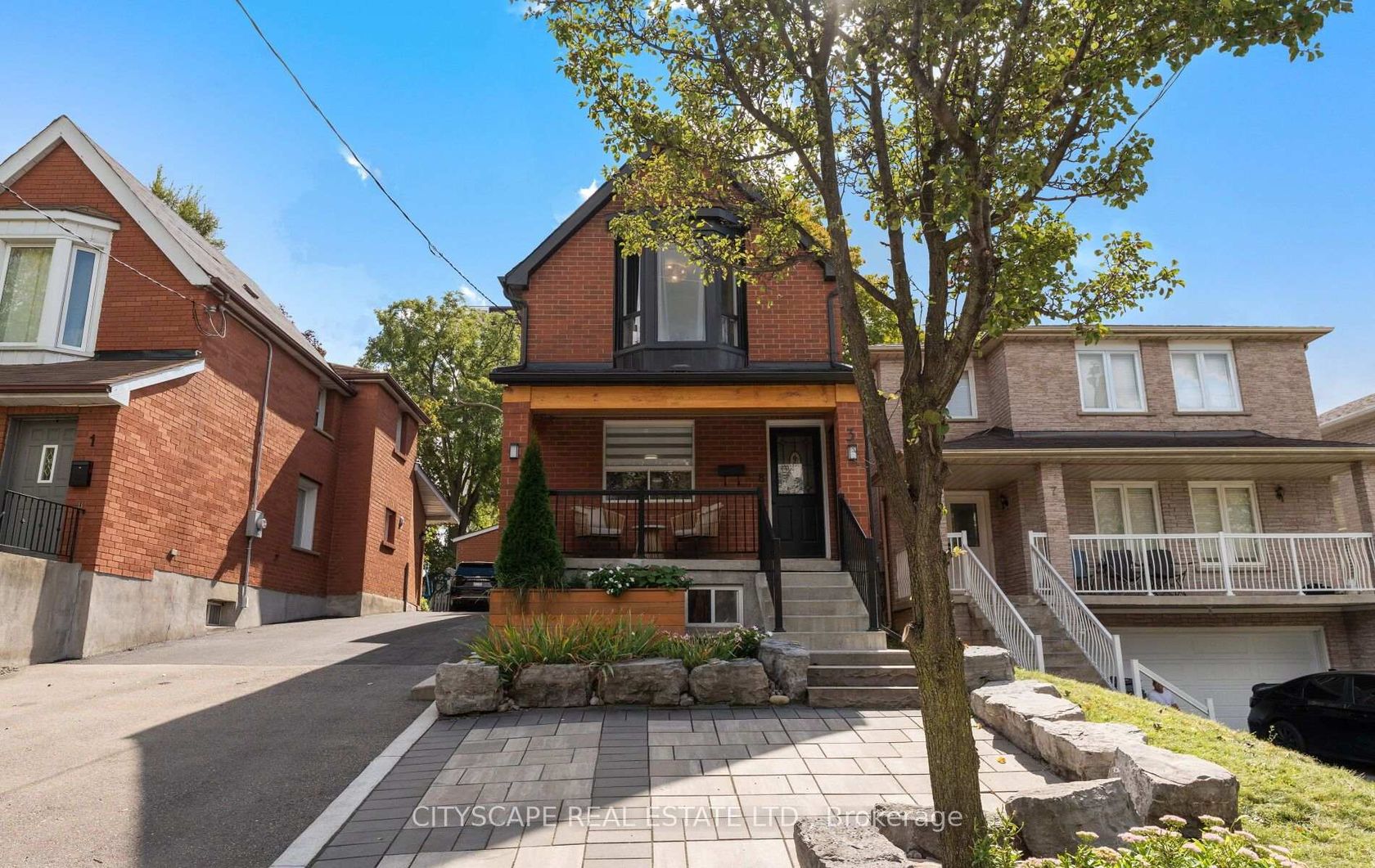 3 Cardell Avenue, Pelmo Park W4, Toronto 