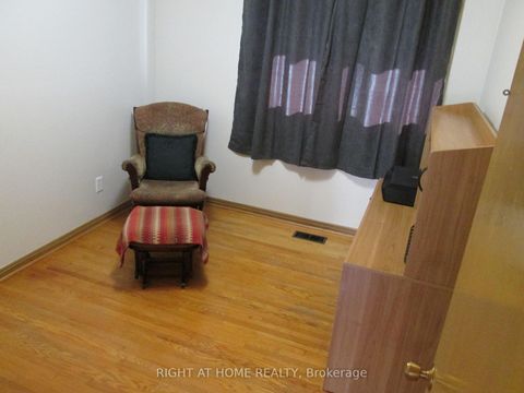 Photo 12 at 910 Scarborough Golf Club Road, Woburn, Toronto