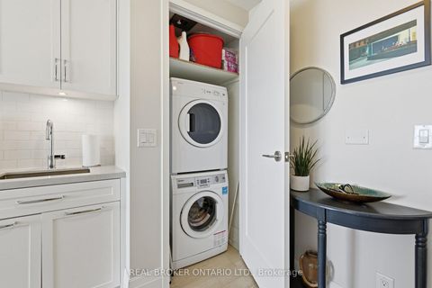 Photo 17 at 606 - 25 Malcolm Road, Leaside, Toronto