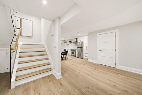 Photo 35 at 34 Humber Valley Crescent, King City, King