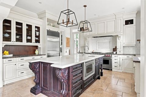 Photo 12 at 14 Denewood Crescent, Don Mills, Toronto