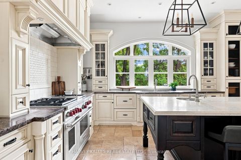 Photo 15 at 14 Denewood Crescent, Don Mills, Toronto