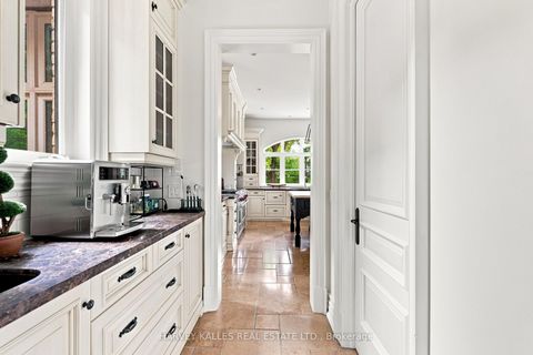 Photo 16 at 14 Denewood Crescent, Don Mills, Toronto