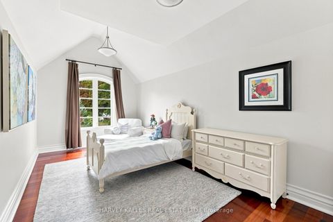 Photo 36 at 14 Denewood Crescent, Don Mills, Toronto