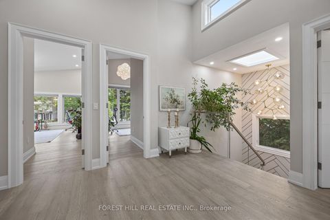 Photo 11 at 70 Devondale Avenue, Newtonbrook West, Toronto
