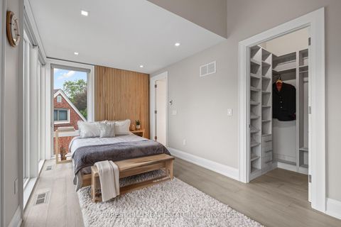 Photo 22 at 70 Devondale Avenue, Newtonbrook West, Toronto