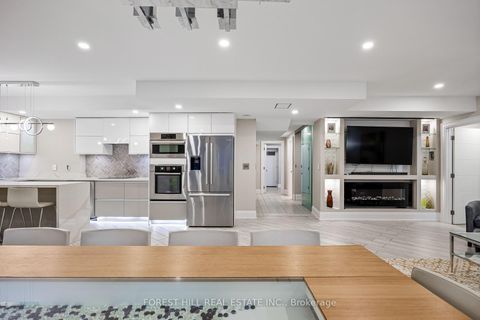Photo 31 at 70 Devondale Avenue, Newtonbrook West, Toronto