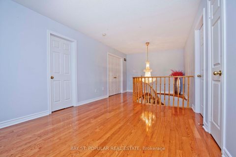 Photo 9 at 25 Subrisco Avenue, Devonsleigh, Richmond Hill