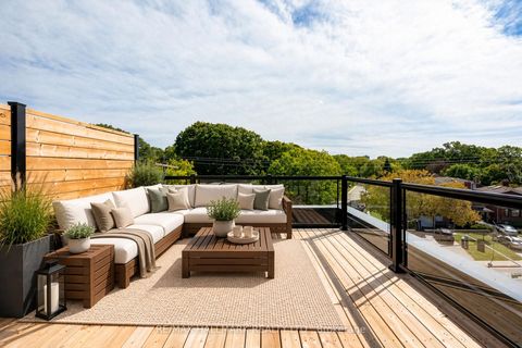 Photo 15 at 2 - 180 Clonmore Drive, Cliffside, Toronto