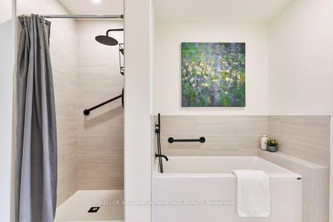 Photo 14 at 806 - 20 Scrivener Square, Moore Park, Toronto