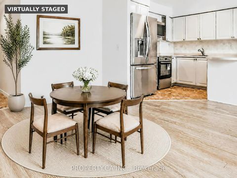 Photo 10 at 812 - 238 Doris Avenue, Willowdale East, Toronto