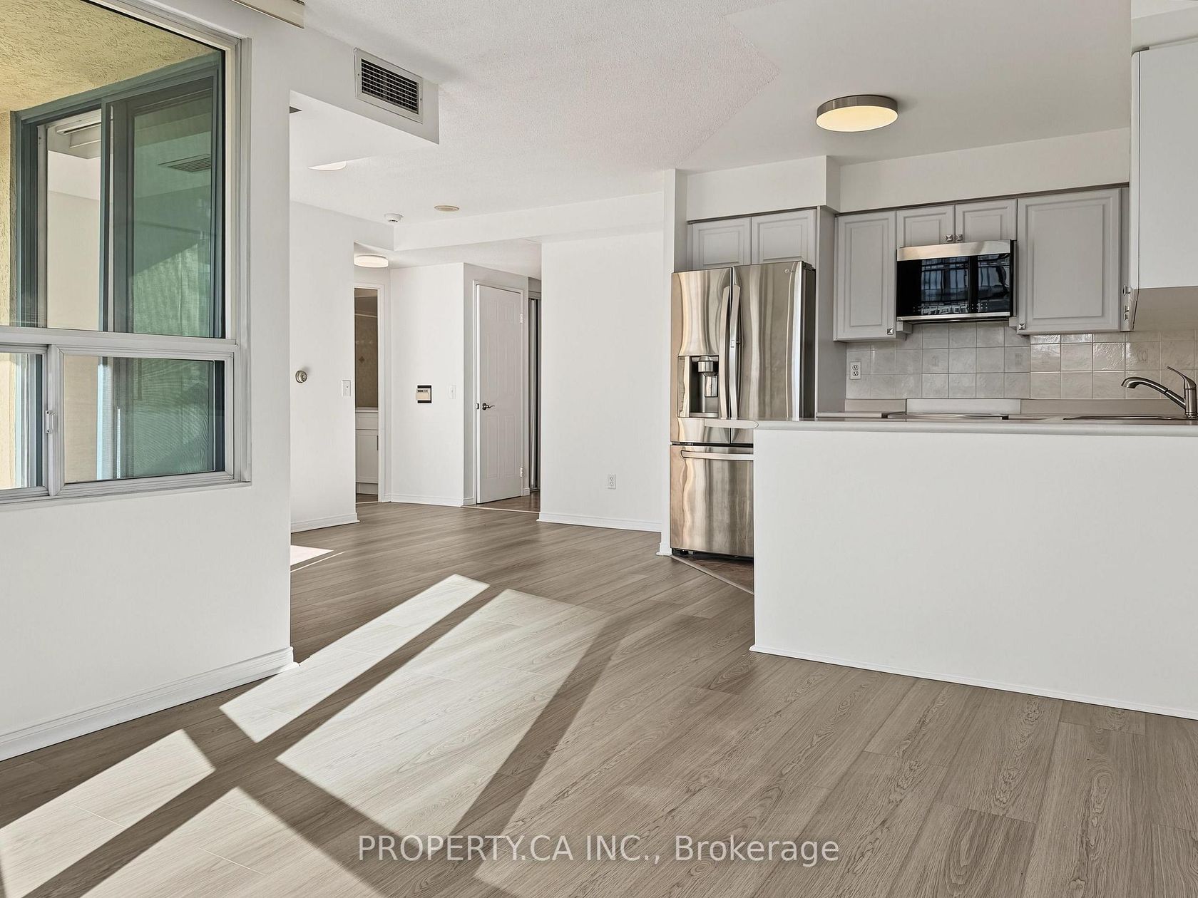 812 - 238 Doris Avenue, Willowdale East, Toronto 