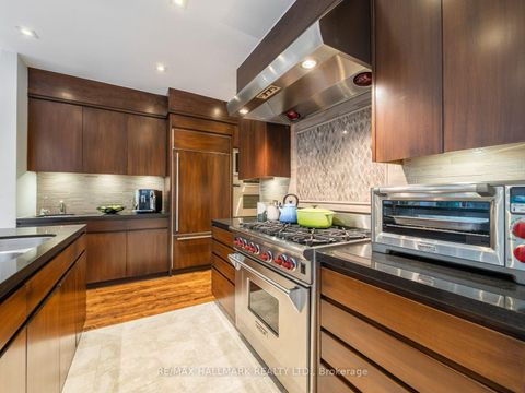 Photo 7 at 81 Macpherson Avenue, Annex, Toronto