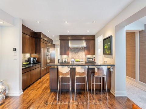 Photo 11 at 81 Macpherson Avenue, Annex, Toronto