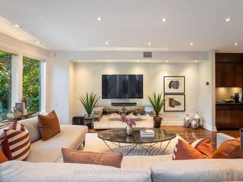 Photo 16 at 81 Macpherson Avenue, Annex, Toronto