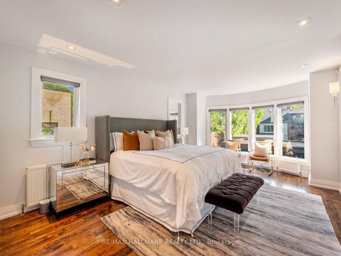 Photo 22 at 81 Macpherson Avenue, Annex, Toronto