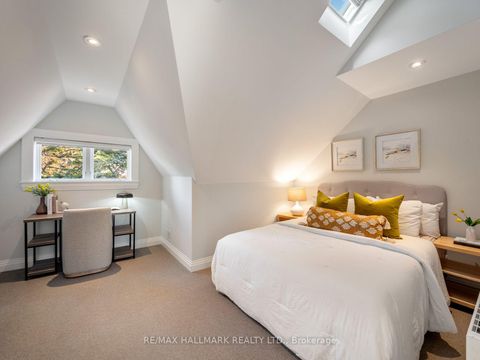 Photo 33 at 81 Macpherson Avenue, Annex, Toronto
