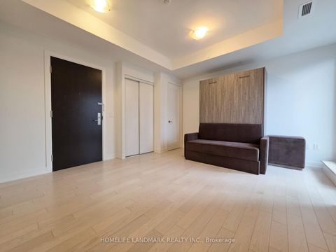 Photo 1 at 605 - 330 Richmond Street W, Waterfront Communities C1, Toronto