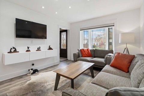 Photo 4 at 310 Senlac Road, Willowdale West, Toronto