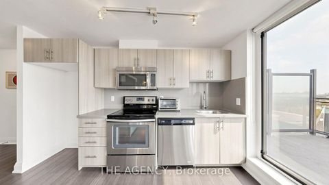 Photo 16 at 605 - 16 McAdam Avenue, Glen Park, Toronto