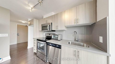 Photo 18 at 605 - 16 McAdam Avenue, Glen Park, Toronto