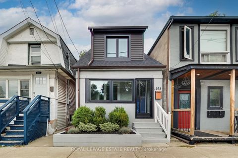 Photo 0 at 1265 Woodbine Avenue, Lumsden, Toronto