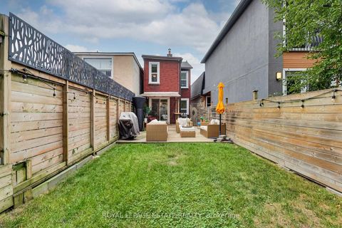 Photo 23 at 1265 Woodbine Avenue, Lumsden, Toronto