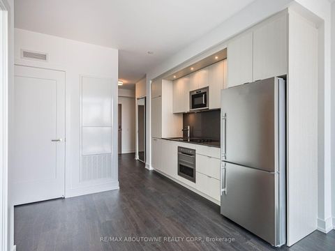 Photo 10 at 2208 - 30 Inn On The Park Drive, Don Mills, Toronto