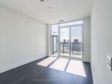 Photo 13 at 2208 - 30 Inn On The Park Drive, Don Mills, Toronto