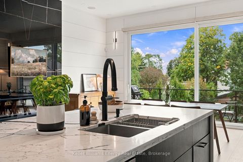 Photo 12 at 17 Walford Road, Kingsway South, Toronto