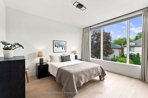 Photo 28 at 17 Walford Road, Kingsway South, Toronto