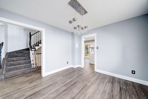 Photo 9 at 1944 Applewood Avenue, Alcona, Innisfil