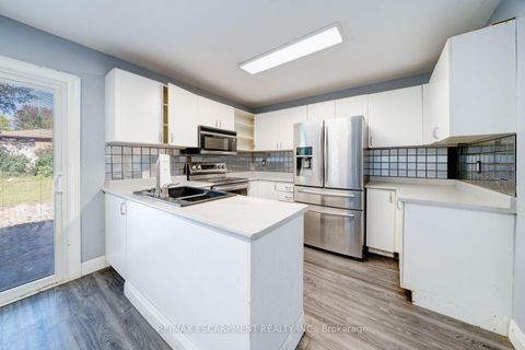 Photo 16 at 1944 Applewood Avenue, Alcona, Innisfil
