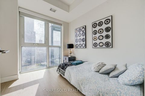 Photo 17 at 3211 - 7 Grenville Street, Bay Street Corridor, Toronto