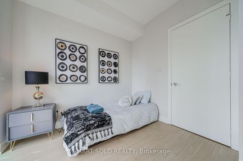 Photo 19 at 3211 - 7 Grenville Street, Bay Street Corridor, Toronto