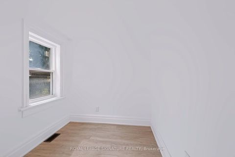 Photo 26 at 23 Myrtle Avenue, South Riverdale, Toronto