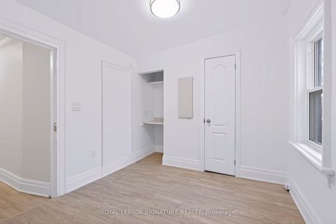 Photo 28 at 23 Myrtle Avenue, South Riverdale, Toronto