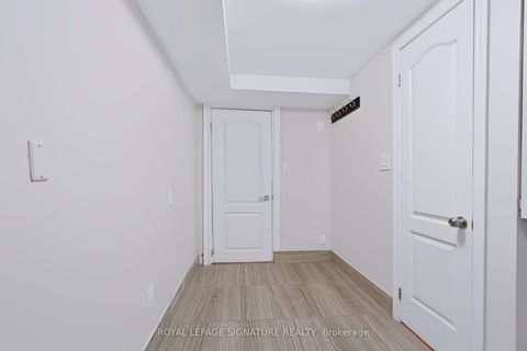 Photo 32 at 23 Myrtle Avenue, South Riverdale, Toronto
