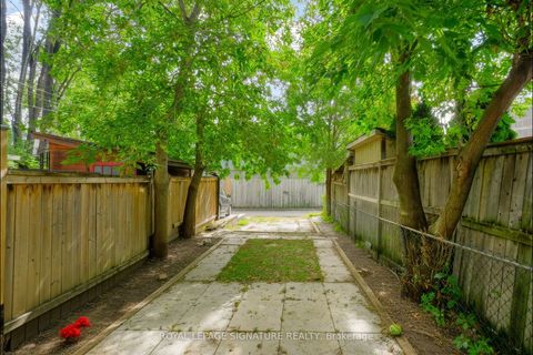Photo 38 at 23 Myrtle Avenue, South Riverdale, Toronto